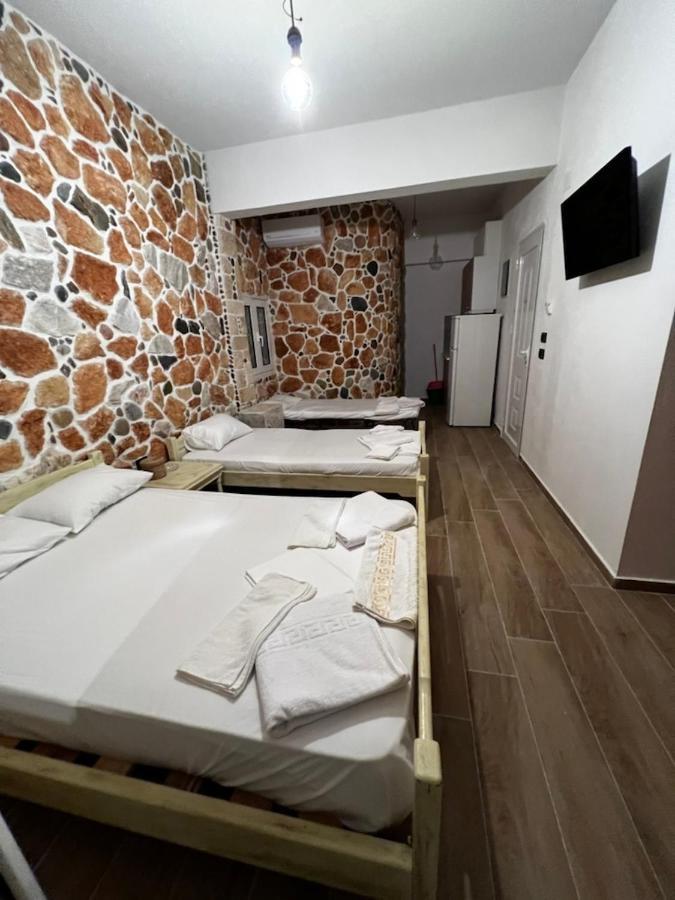 Malvina Rooms Kallithea  Eksteriør billede
