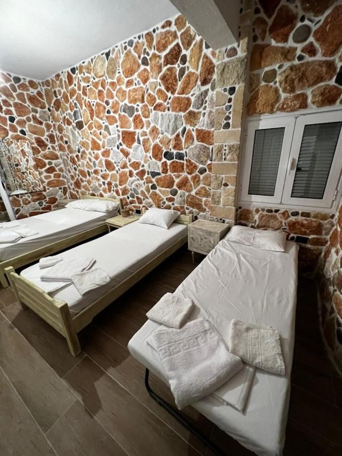 Malvina Rooms Kallithea  Eksteriør billede